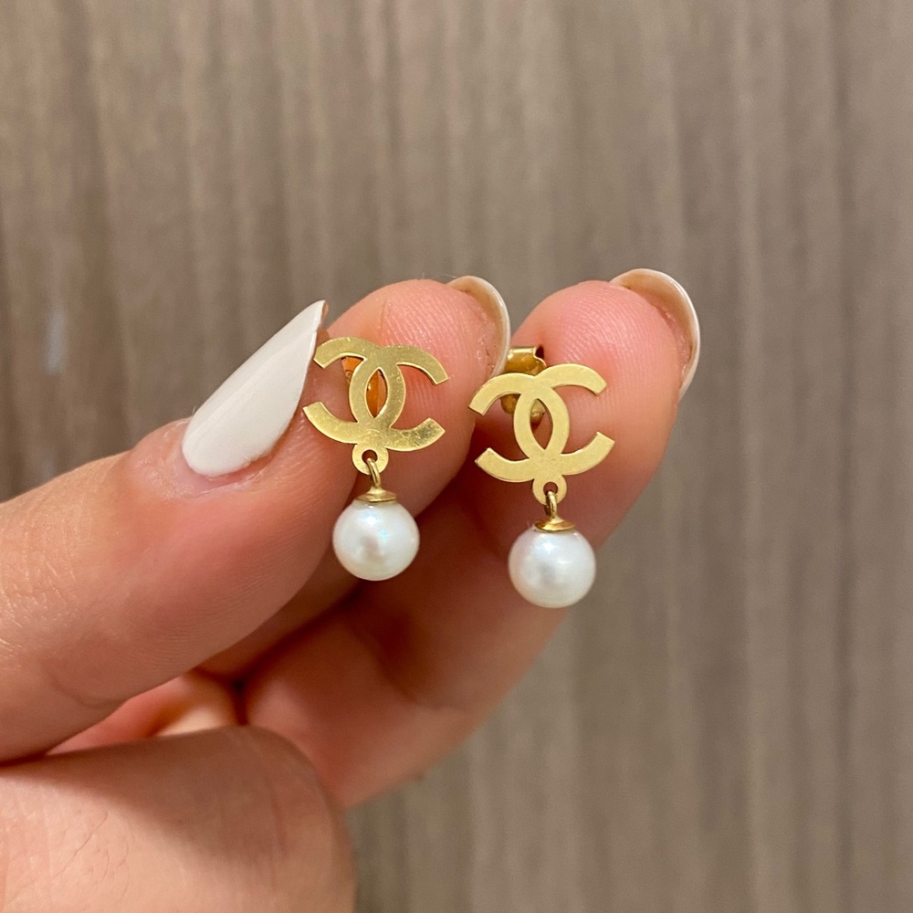 18k solid gold earrings with pearls⚜️